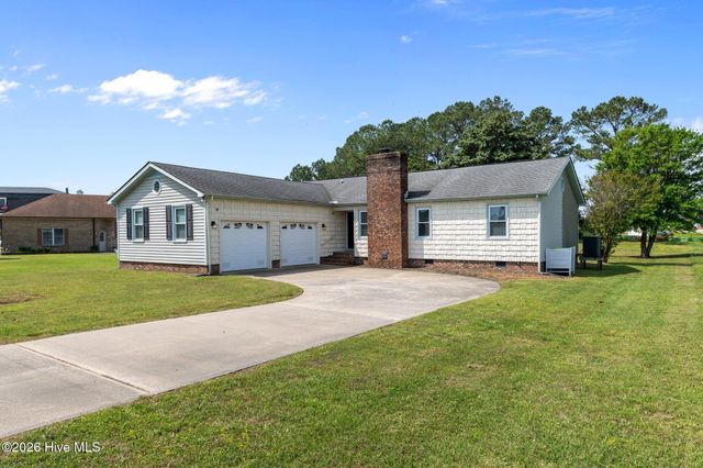 6102 Felucca Court, New Bern, NC 28560