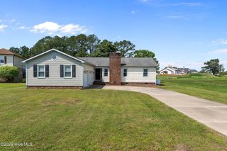 6102 Felucca Court, New Bern, NC 28560