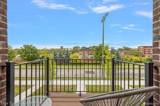 386 Notre Dame Street, Grosse Pointe, MI 48230