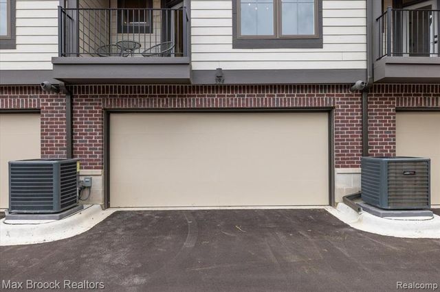 386 Notre Dame Street, Grosse Pointe, MI 48230