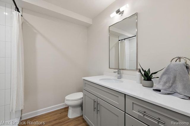 386 Notre Dame Street, Grosse Pointe, MI 48230