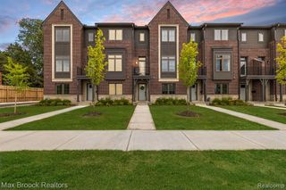 386 Notre Dame Street, Grosse Pointe, MI 48230
