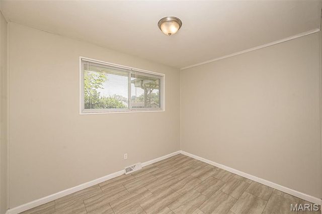9813 Wendell Drive, St Louis, MO 63136