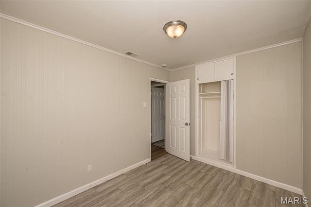 9813 Wendell Drive, St Louis, MO 63136