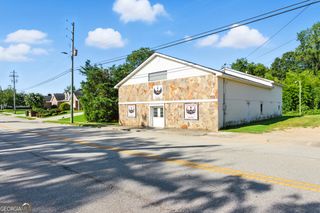 303 N Pond Street, Toccoa, GA 30577