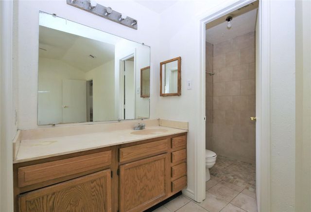 14211 Timberhaven, Houston, TX 77066