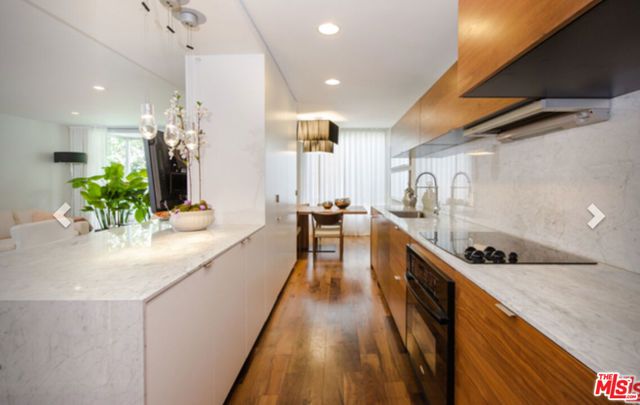 406 N Oakhurst Drive 204, Beverly Hills, CA 90210