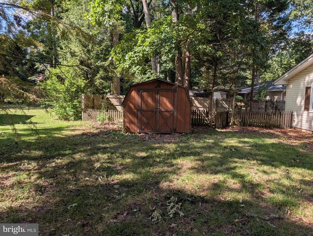 8330 AVALON BLVD, Salisbury, MD 21804