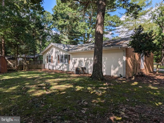 8330 AVALON BLVD, Salisbury, MD 21804