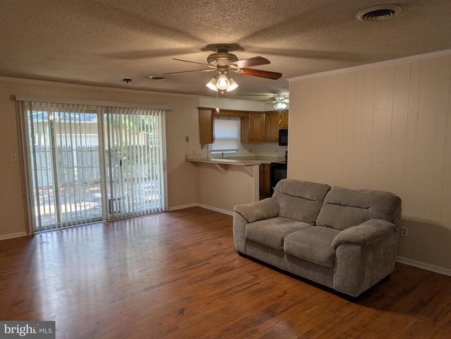 8330 AVALON BLVD, Salisbury, MD 21804