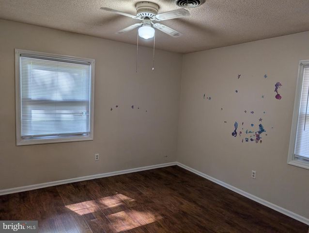 8330 AVALON BLVD, Salisbury, MD 21804