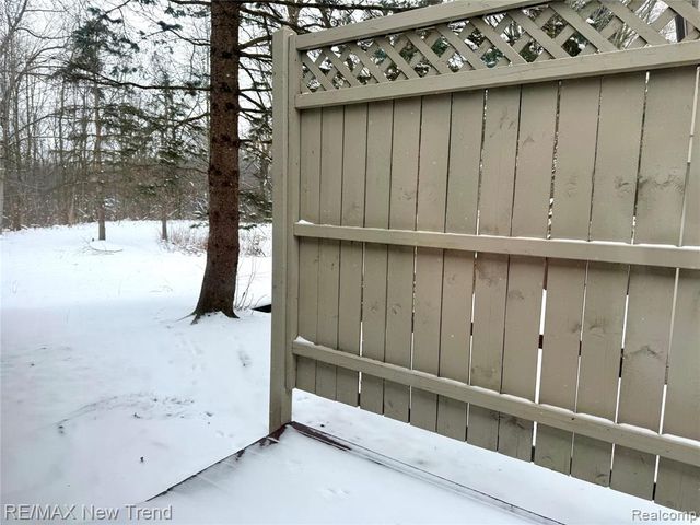 2521 Country Village Court, Ann Arbor, MI 48103