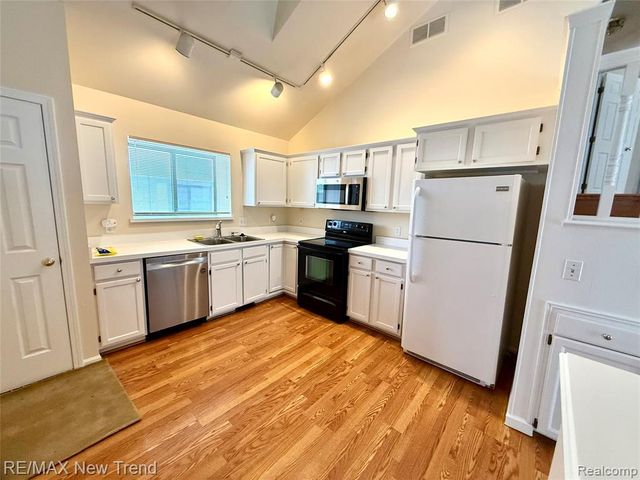 2521 Country Village Court, Ann Arbor, MI 48103