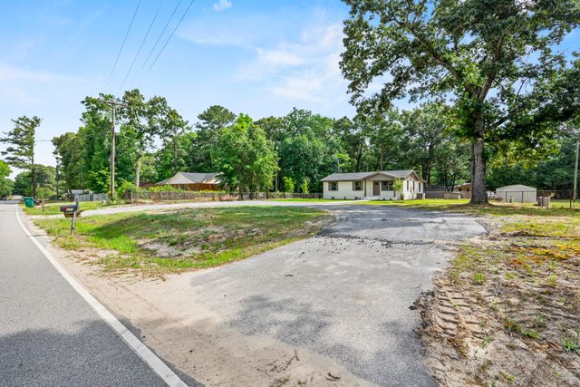 233 Pack Road, Sumter, SC 29150