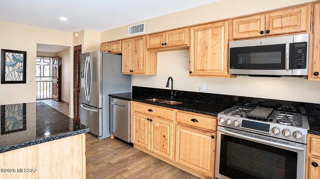 3321 S Champlain Avenue, Tucson, AZ 85730