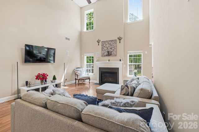 516 Shady Oaks Drive, Stanley, NC 28164