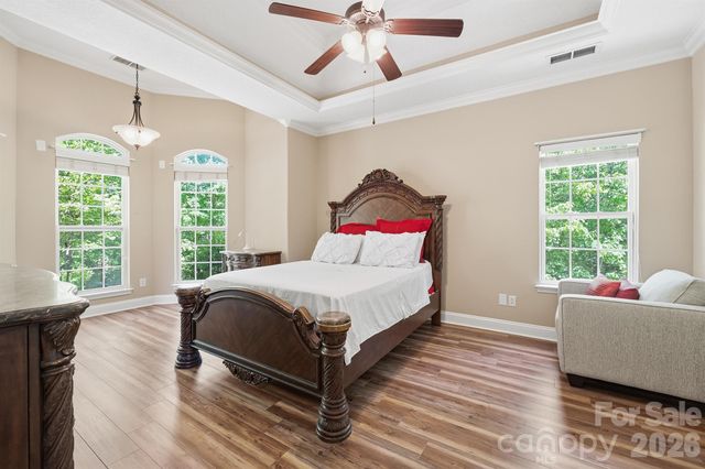 516 Shady Oaks Drive, Stanley, NC 28164