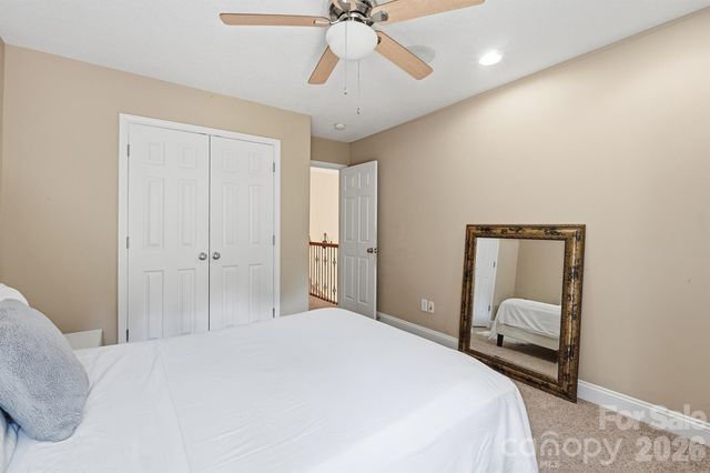 516 Shady Oaks Drive, Stanley, NC 28164