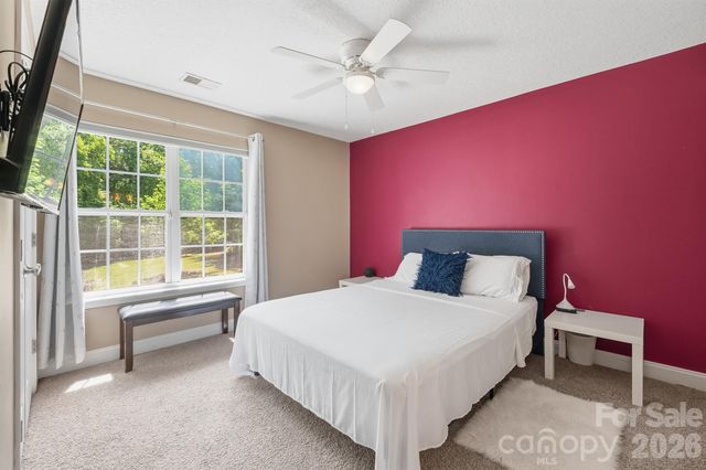 516 Shady Oaks Drive, Stanley, NC 28164