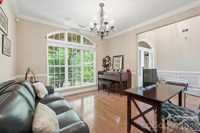 516 Shady Oaks Drive, Stanley, NC 28164