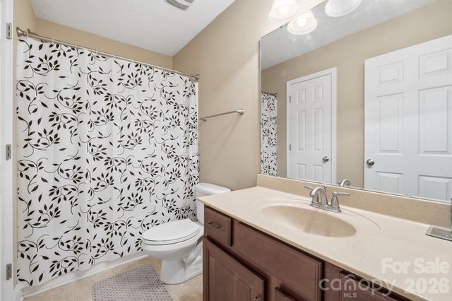 516 Shady Oaks Drive, Stanley, NC 28164