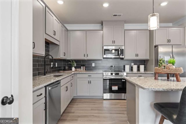 1020 Glendale Place 11, Conyers, GA 30012