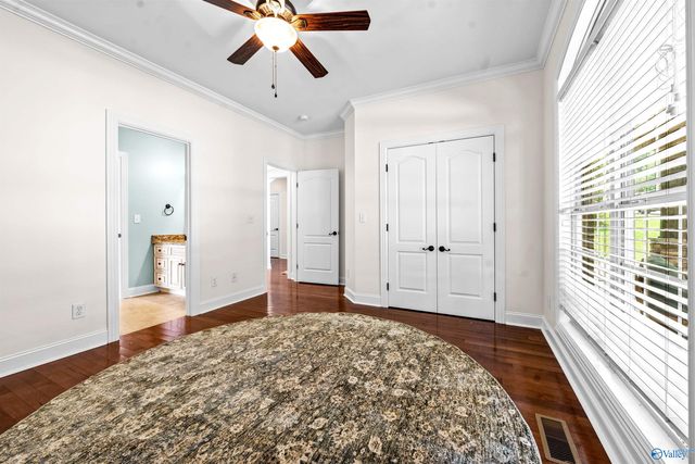 6812 Breyerton Way, Owens Cross Roads, AL 35763