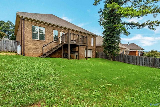 6812 Breyerton Way, Owens Cross Roads, AL 35763