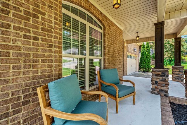 6812 Breyerton Way, Owens Cross Roads, AL 35763