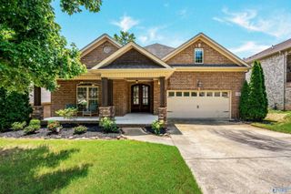 6812 Breyerton Way, Owens Cross Roads, AL 35763