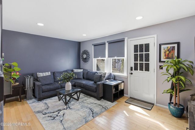 135 Belshaw Avenue, Shrewsbury Twp, NJ 07724