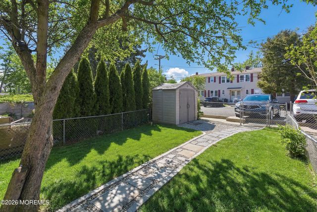 135 Belshaw Avenue, Shrewsbury Twp, NJ 07724