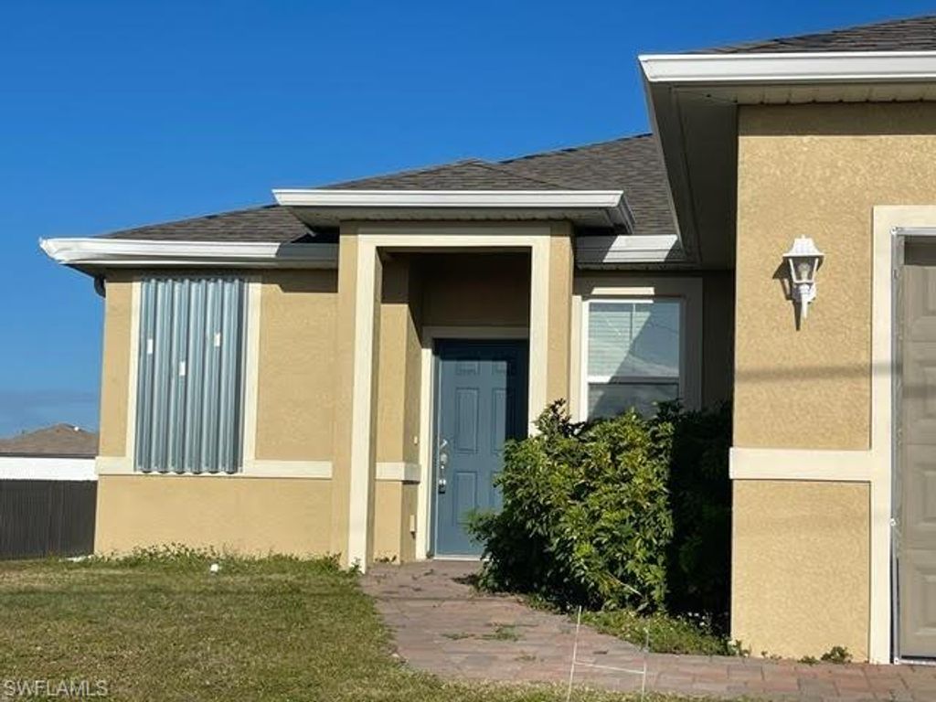 211 NW 28th ST, CAPE CORAL, FL 33993 — photo 2