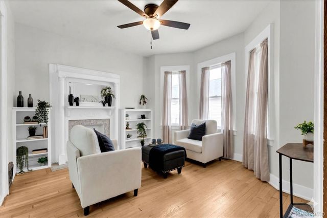 7950 E Lafayette Street, Detroit, MI 48214