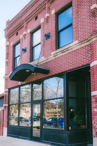 7950 E Lafayette Street, Detroit, MI 48214