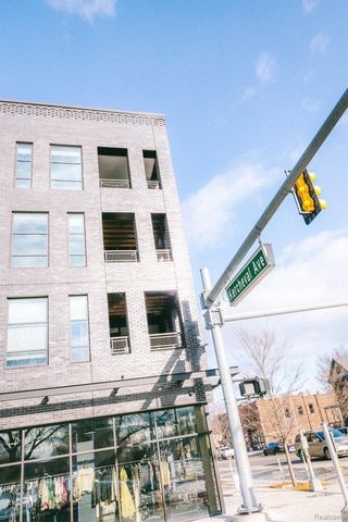 7950 E Lafayette Street, Detroit, MI 48214