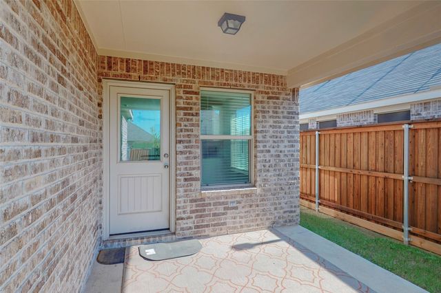 2348 Evening Stone Drive, Little Elm, TX 76227