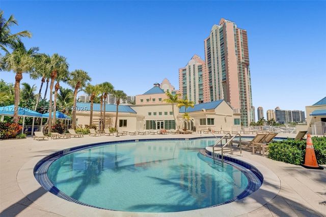 3370 Hidden Bay Dr 815, Aventura, FL 33180