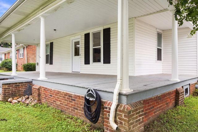 404 S Jefferson St, Winchester, TN 37398