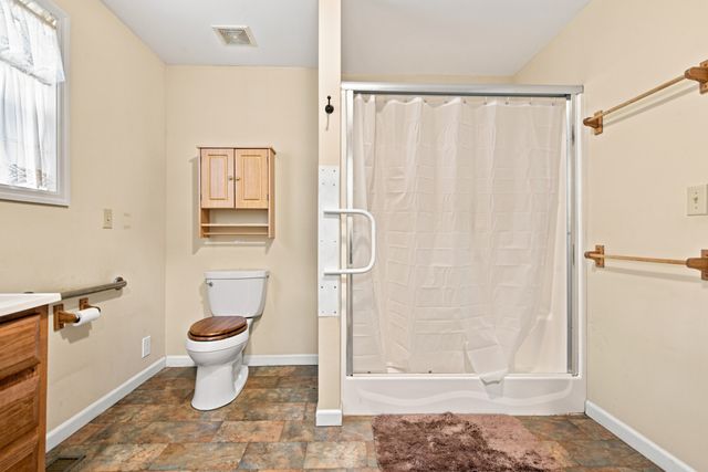 404 S Jefferson St, Winchester, TN 37398