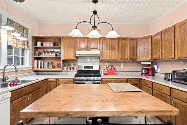 404 S Jefferson St, Winchester, TN 37398