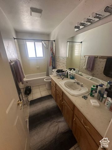 5552 S SOUTH HEW WOOD DR, Taylorsville, UT 84129