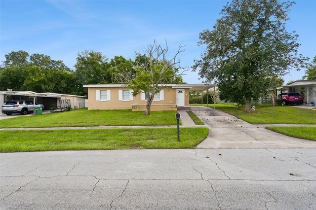 928 VIVIAN TERRACE, Deltona, FL 32725