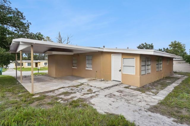 928 VIVIAN TERRACE, Deltona, FL 32725