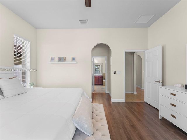 9171 SW 172nd Ave, Miami, FL 33196