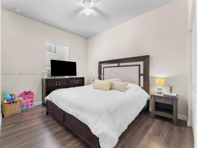 9171 SW 172nd Ave, Miami, FL 33196