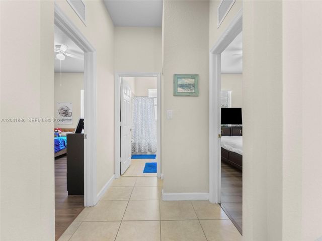 9171 SW 172nd Ave, Miami, FL 33196