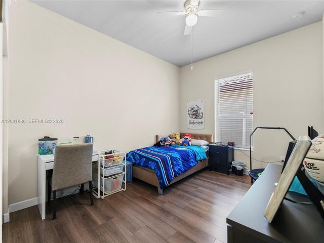 9171 SW 172nd Ave, Miami, FL 33196