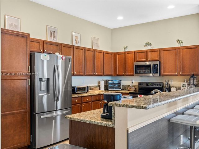 9171 SW 172nd Ave, Miami, FL 33196