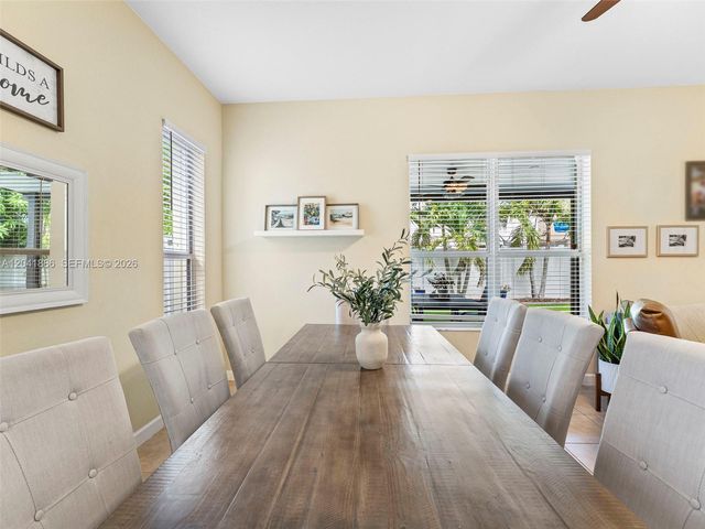 9171 SW 172nd Ave, Miami, FL 33196